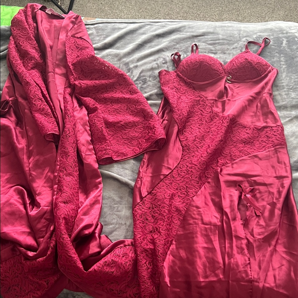 Elegant Red Lace Sleepwear Set